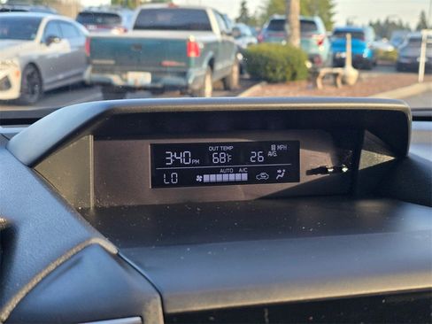 Used 2023 Subaru Crosstrek 2.0i Premium w/ Popular Package #3 image 44