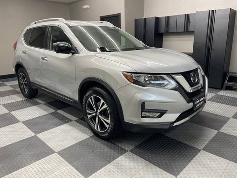 Used 2018 Nissan Rogue SL AWD/4WD image 4