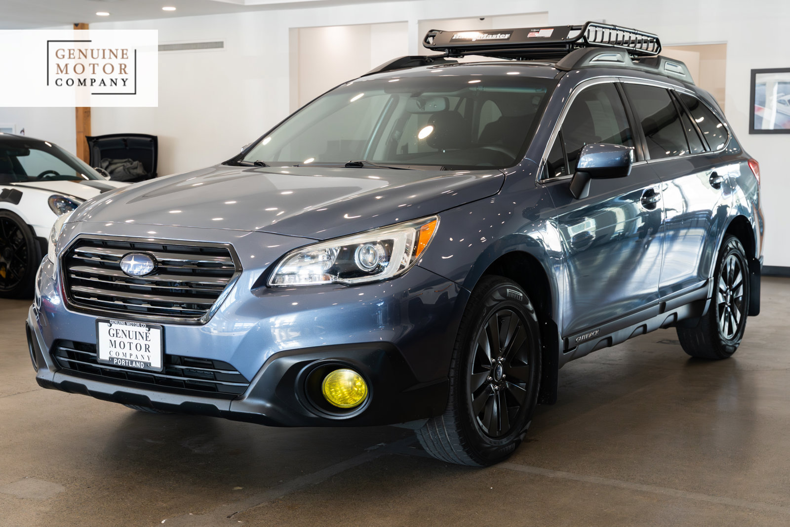 Used 2015 Subaru Outback 2.5i Premium AWD/4WD image 1