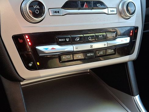 Certified 2022 Ford Explorer Timberline image 16