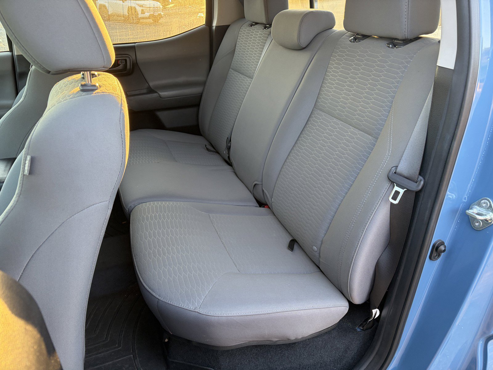 Used 2019 Toyota Tacoma SR5 AWD/4WD image 9