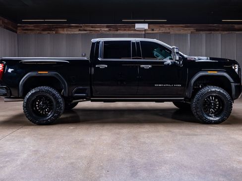 Used 2026 GMC Sierra 2500 Denali w/ Denali Reserve Package AWD/4WD image 11