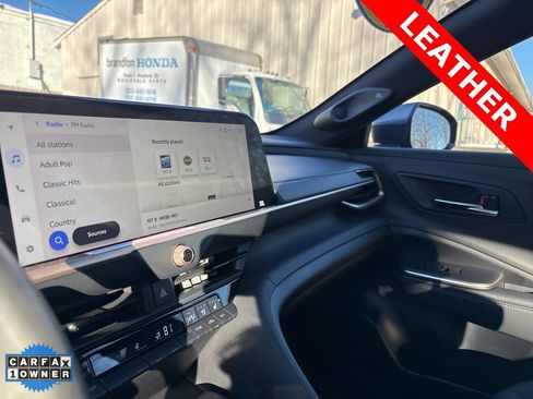 Used 2023 Toyota Crown image 18