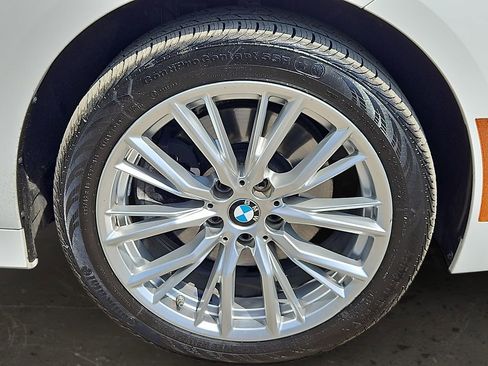 Certified 2023 BMW 330i xDrive Sedan w/ Driving Assistance Package AWD/4WD image 9
