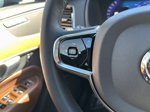 Certified 2024 Volvo XC90 B5 Plus w/ Protection Package Premier image 28