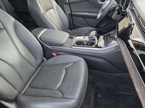 Used 2020 Audi Q7 3.0T Prestige w/ Prestige Package image 16