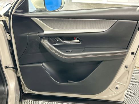 Used 2024 MAZDA CX-90 Plug-In Hybrid w/ Premium Pkg image 36