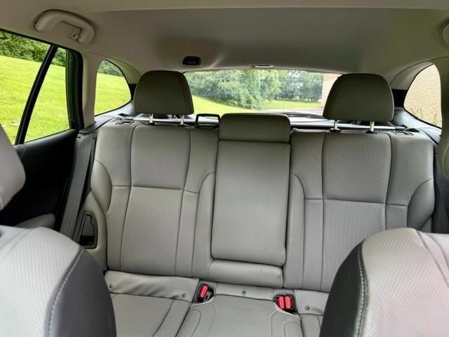 Used 2020 Subaru Outback Limited AWD/4WD image 6