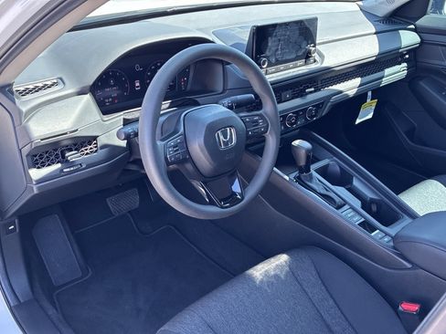 Certified 2025 Honda Accord SE image 2