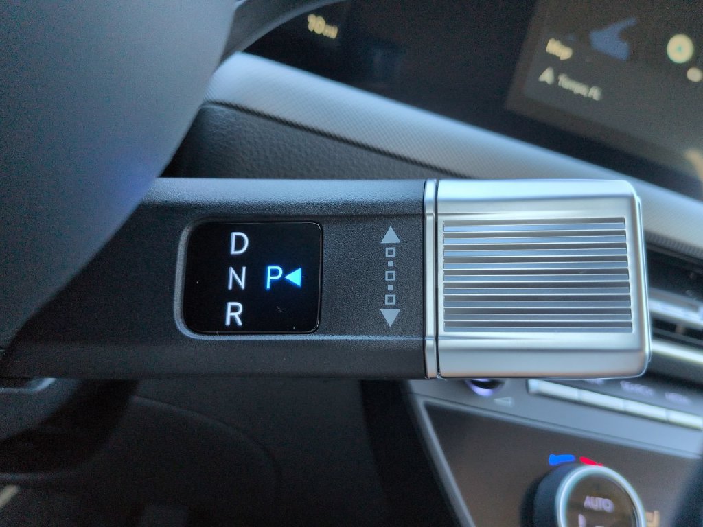 New 2027 Hyundai Sonata Limited FWD image 25