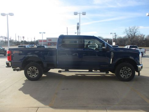 New 2026 Ford F250 Lariat w/ FX4 Off-Road Package image 5