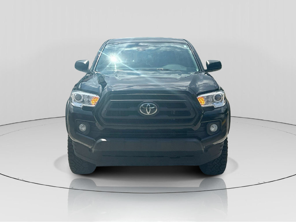 Used 2023 Toyota Tacoma SR5 RWD image 2