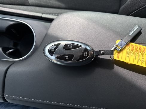 Certified 2025 Hyundai Sonata SEL image 15