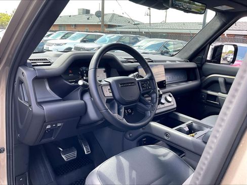Used 2025 Land Rover Defender 110 AWD/4WD image 16