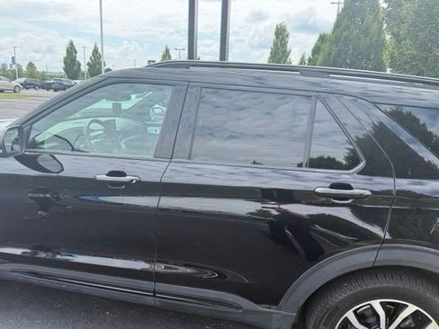 Used 2020 Ford Explorer ST w/ Premium Technology Package AWD/4WD image 9