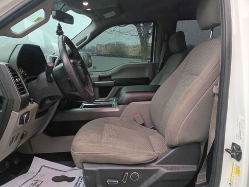 Used 2018 Ford F150 XLT w/ Equipment Group 302A Luxury image 9