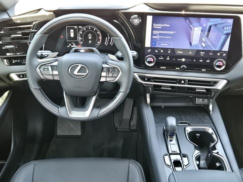 Used 2024 Lexus RX 350 Premium w/ Convenience Package FWD image 24