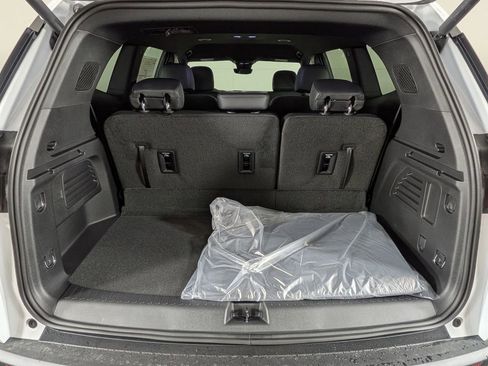 New 2026 GMC Acadia Elevation w/ Elevation Premium Package image 10