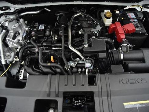 New 2026 Nissan Kicks SR w/ SR Premium Package image 30