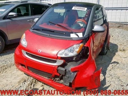 Used 2012 smart fortwo pure image 1