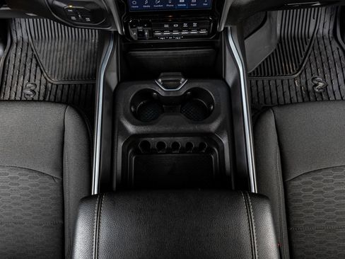 Used 2025 RAM 3500 Big Horn image 27