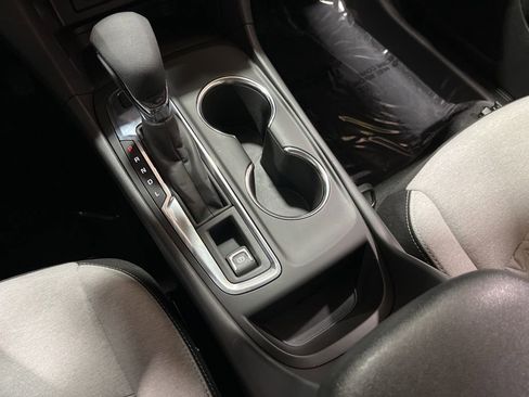 Used 2024 Chevrolet Equinox LS w/ Sport Edition image 29