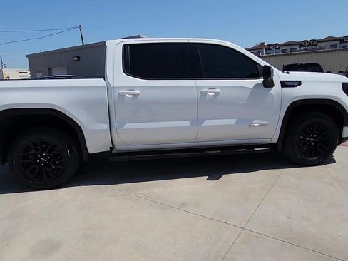 Certified 2026 GMC Sierra 1500 Elevation w/ Elevation Premium Package AWD/4WD image 9