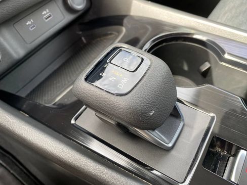 Used 2021 Nissan Rogue SV FWD image 35