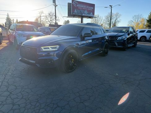Used 2018 Audi SQ5 Premium Plus w/ S Sport Package image 2
