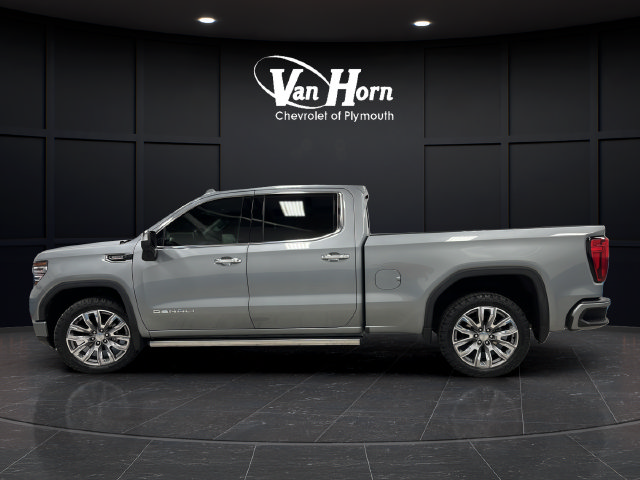 Used 2024 GMC Sierra 1500 Denali w/ Denali Reserve Package AWD/4WD image 4