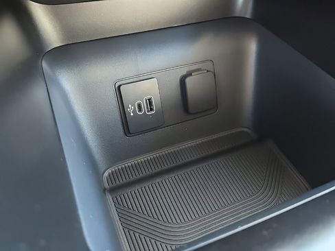 New 2026 Ford Explorer Active image 34