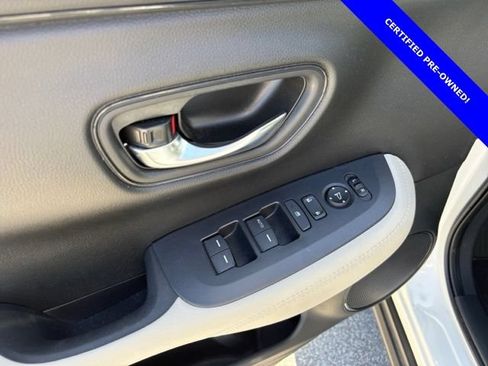 Certified 2024 Honda HR-V LX image 19
