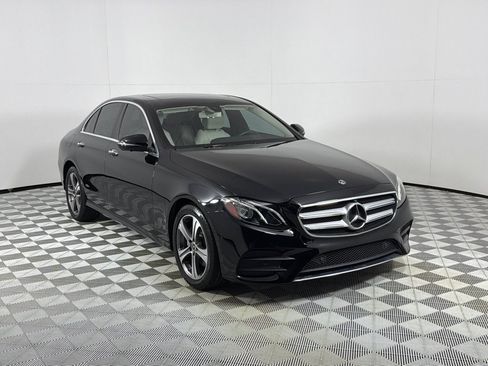 Used 2019 Mercedes-Benz E 300 4MATIC w/ Premium 1 Package image 3