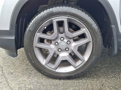 Used 2023 Honda Passport EX-L image 8