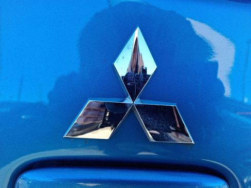 Used 2017 Mitsubishi Mirage ES image 28