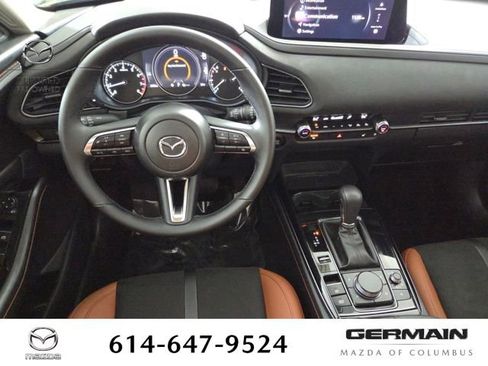 Certified 2025 MAZDA CX-30 Carbon image 18