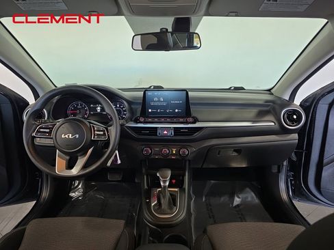 Used 2024 Kia Forte LXS image 28