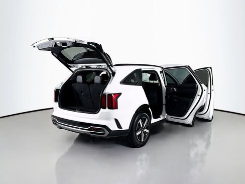 Used 2022 Kia Sorento EX w/ Panoramic Sunroof Package FWD image 21