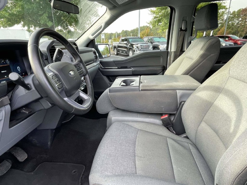 Used 2025 Ford F150 XLT w/ Equipment Group 301A Standard AWD/4WD image 15