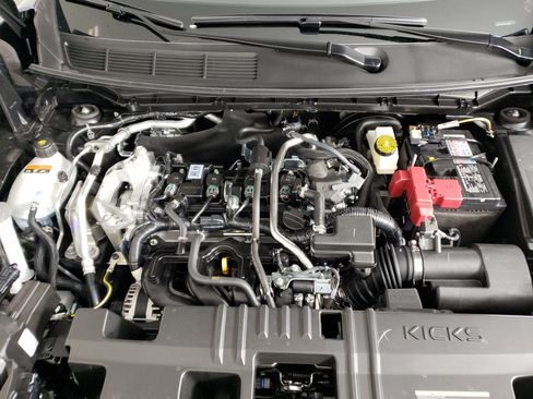 New 2026 Nissan Kicks SR w/ Cold Weather Package image 15