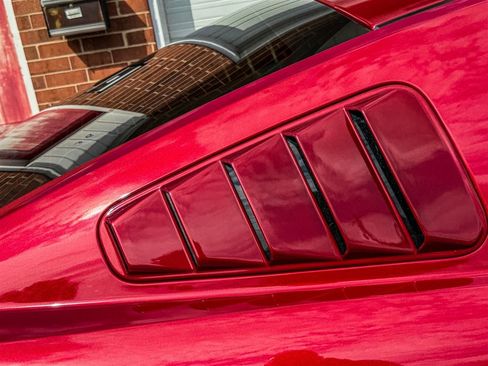 Used 2009 Ford Mustang GT image 44