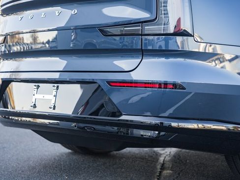 New 2025 Volvo EX90 Ultra w/ Protection Package Premier image 8