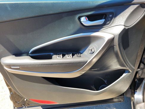 Used 2017 Hyundai Santa Fe Limited FWD image 22