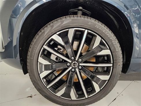 New 2026 Volvo XC90 T8 Ultra w/ Protection Package Premier image 8