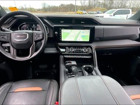 Used 2023 GMC Sierra 1500 AT4 w/ Technology Package image 8