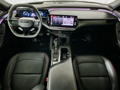 Used 2024 Dodge Charger R/T w/ Plus Group image 27