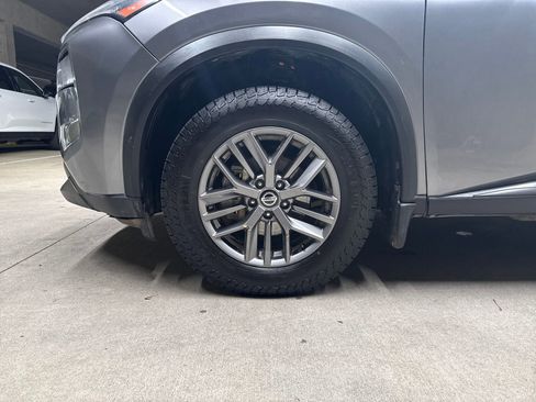 Used 2021 Nissan Rogue S image 13