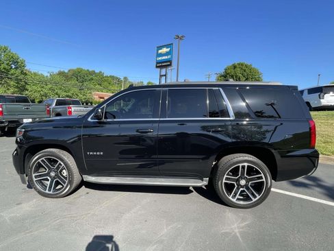 Used 2018 Chevrolet Tahoe LS w/ All-Season Package image 8