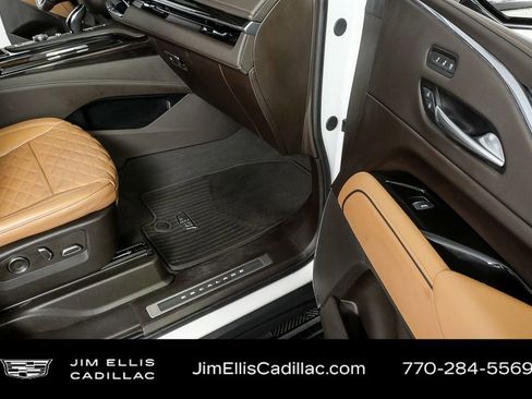 Certified 2024 Cadillac Escalade Sport w/ Touring Package image 26
