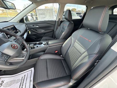 New 2026 Nissan Rogue SV image 11